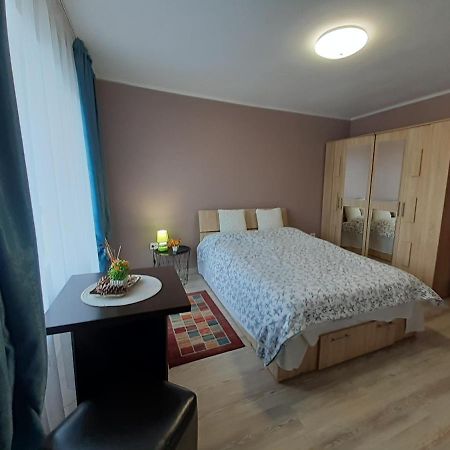 Studio Ultracentral Cu Balcon Onesti Exteriör bild